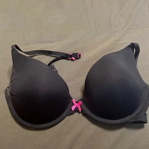 ‼️🅂🄾🄻🄳‼️Black bra pink lining